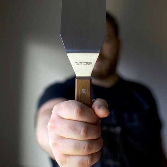 What is the best spatula to use on cast iron skillets?